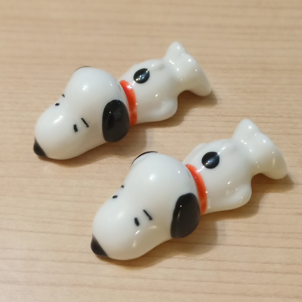 Set 2 Snoopy Ceramic Chopsticks Rest Placer Holder